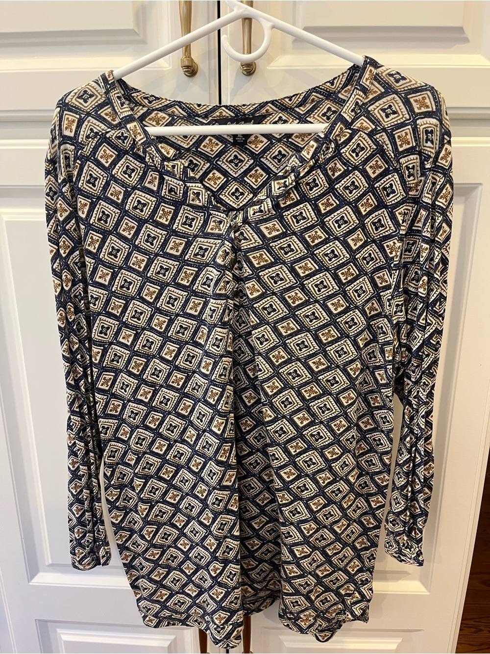 Lucky Brand Navy and Cream Diamond-Print Long Sleeve Top